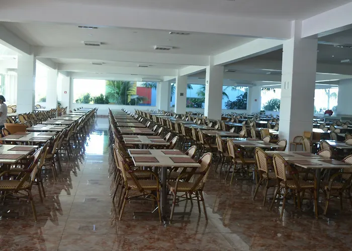 Avn Turismo L\'Acqua Diroma