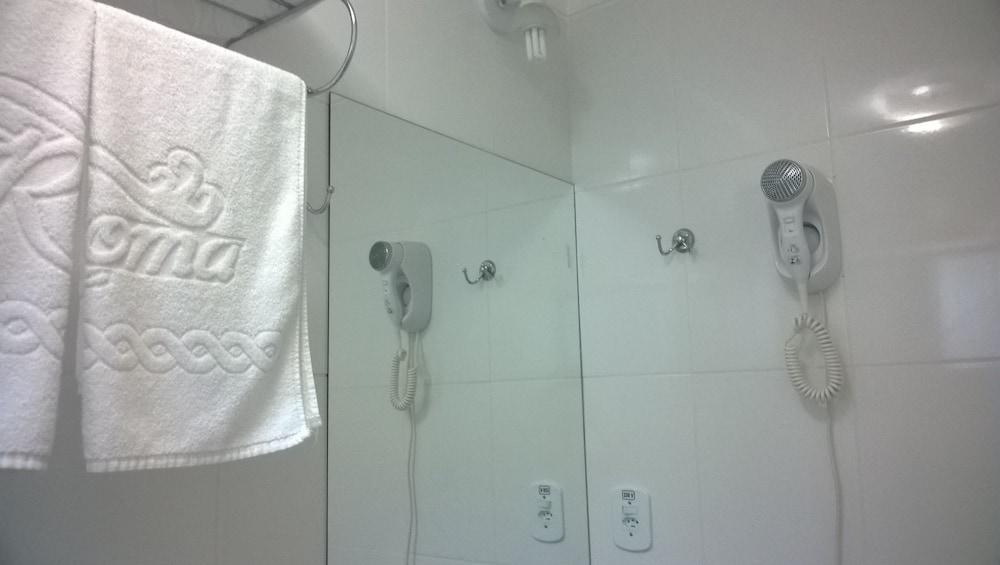 Avn Turismo L'acqua Diroma Hotel